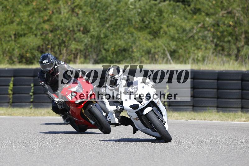 /Archiv-2025/48 25.08.2025 Cornu Master School ADR/gruen-vert/18